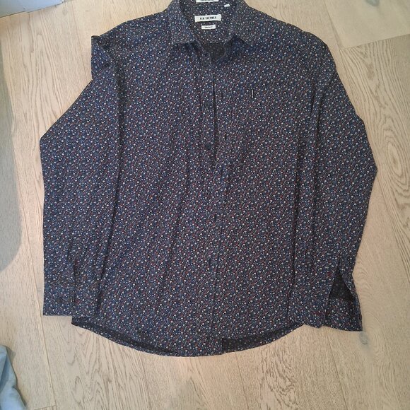 Men's Shirt - Picture 1 of 1